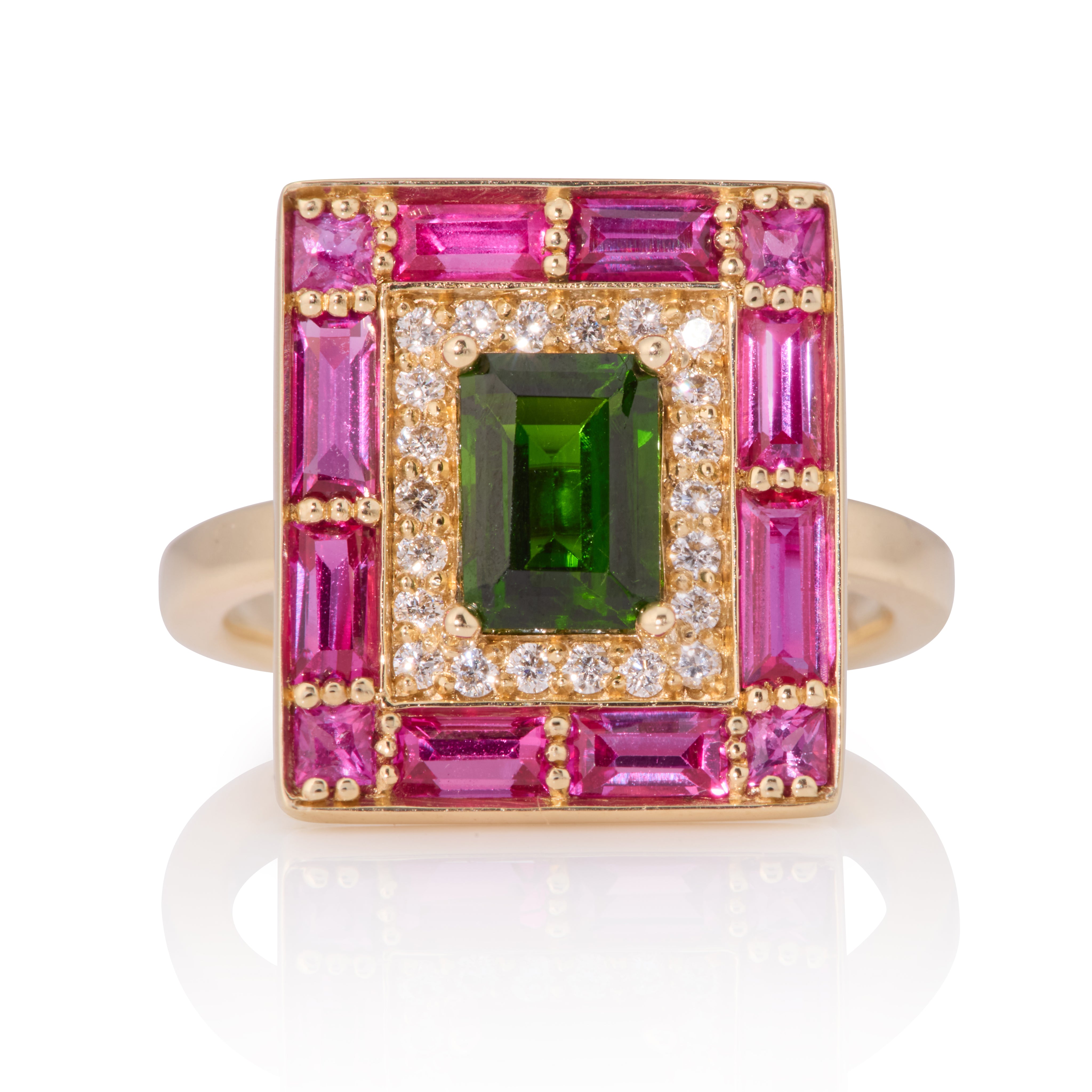 Vignette Ring