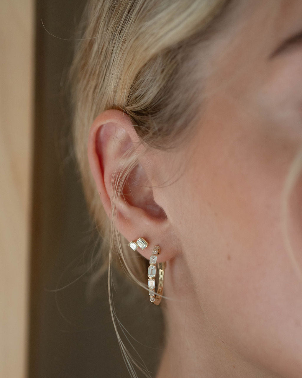Noémie North South Asscher Cut Gradient Diamond Hoops