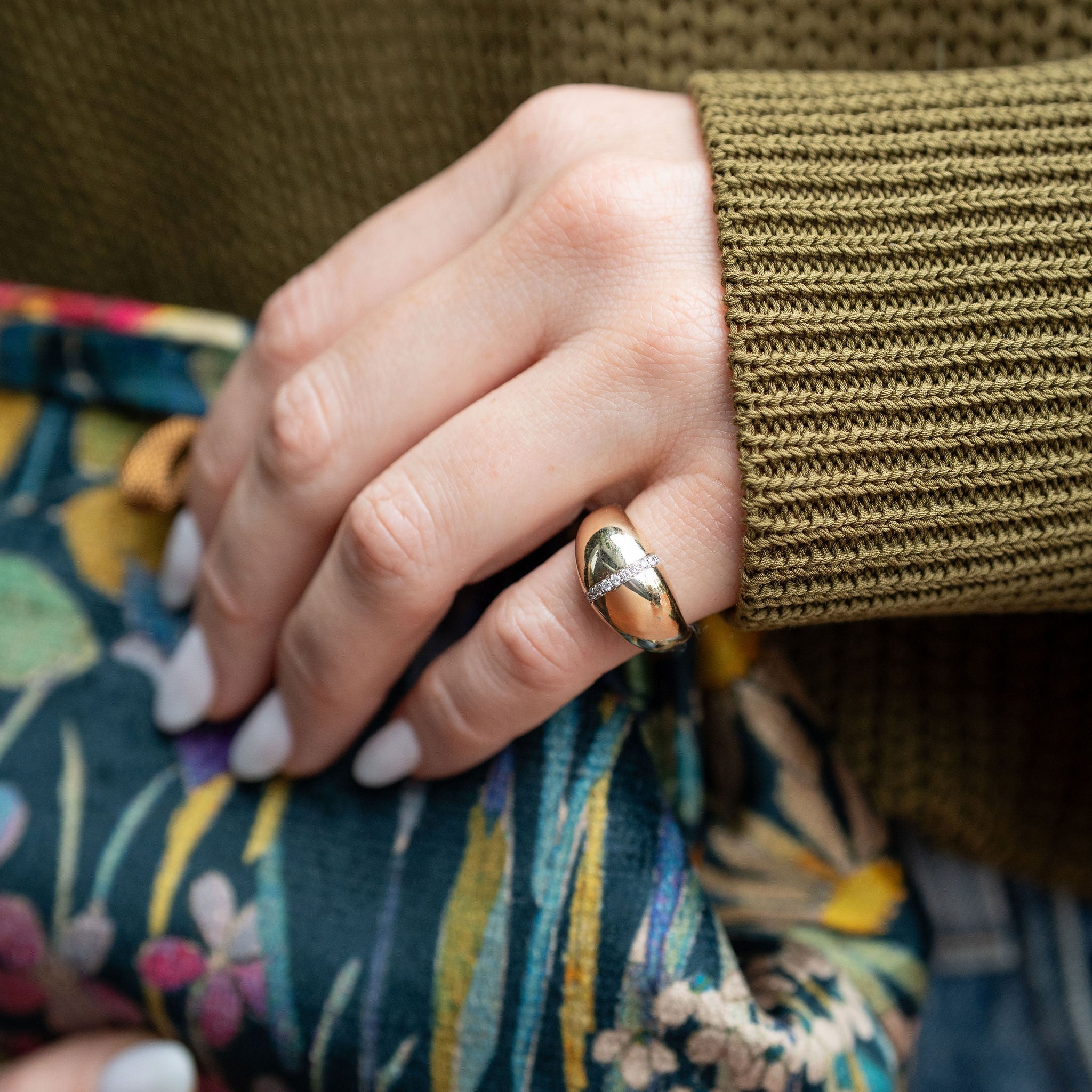 Vertical Diamond Line Dome Ring