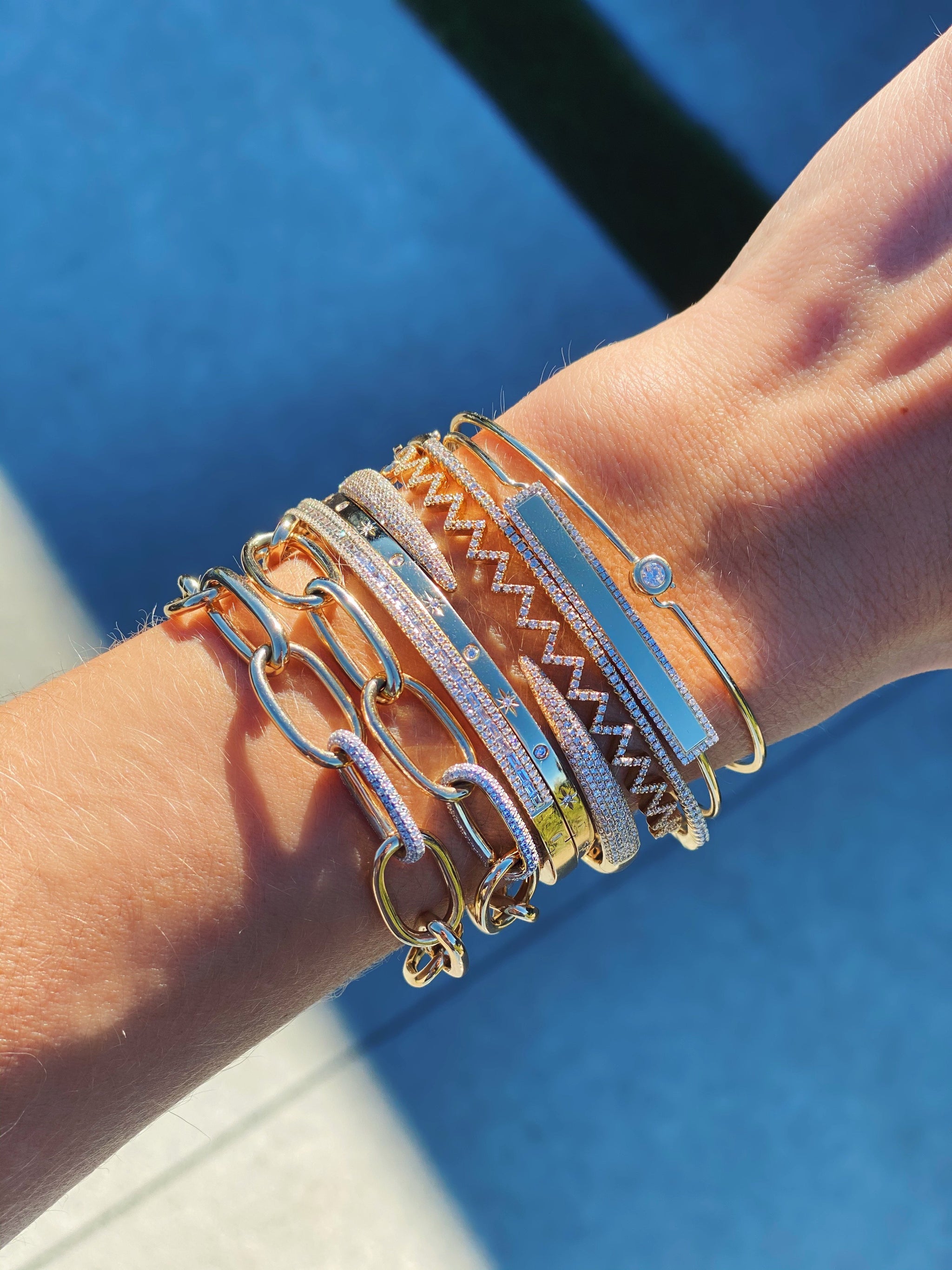 Bangles | Cuffs, Chains and Stackable Bracelets | Gold & Silver - Lovisa